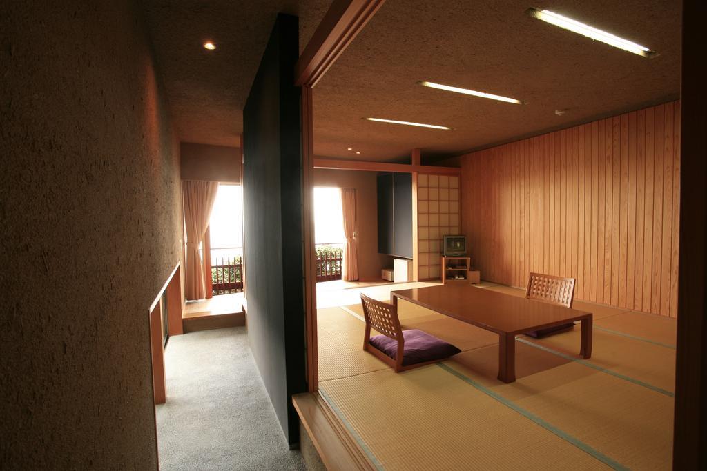 Umitsubaki Hayama Hotel Asaragi Luaran gambar